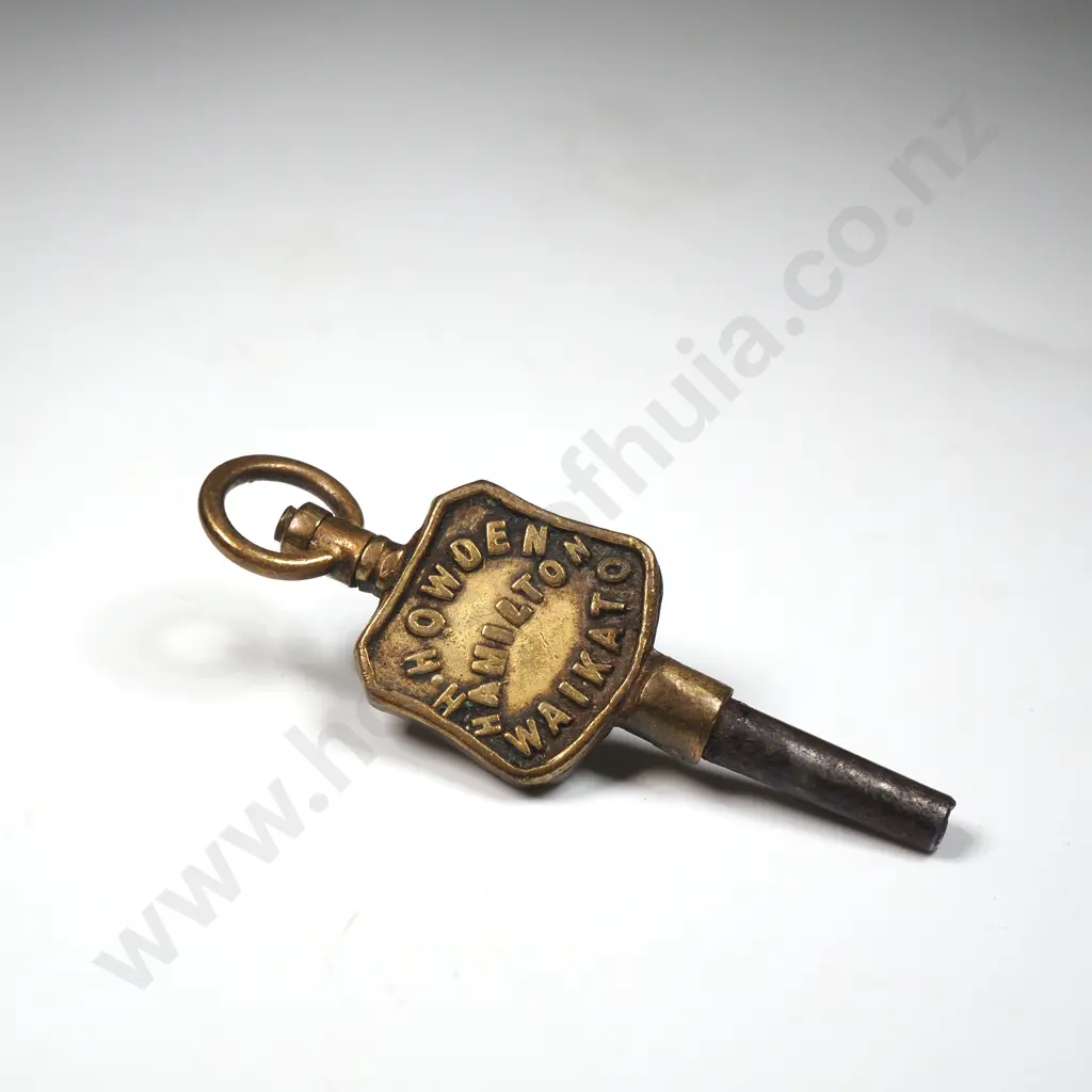 H Howden Hamilton Waikato Pocket Watch Key Image 1++