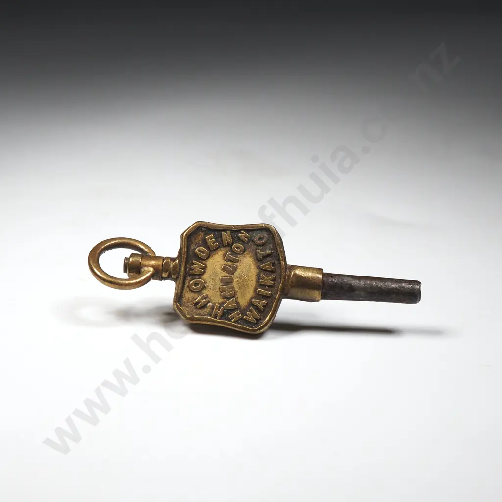 H Howden Hamilton Waikato Pocket Watch Key Image 1++