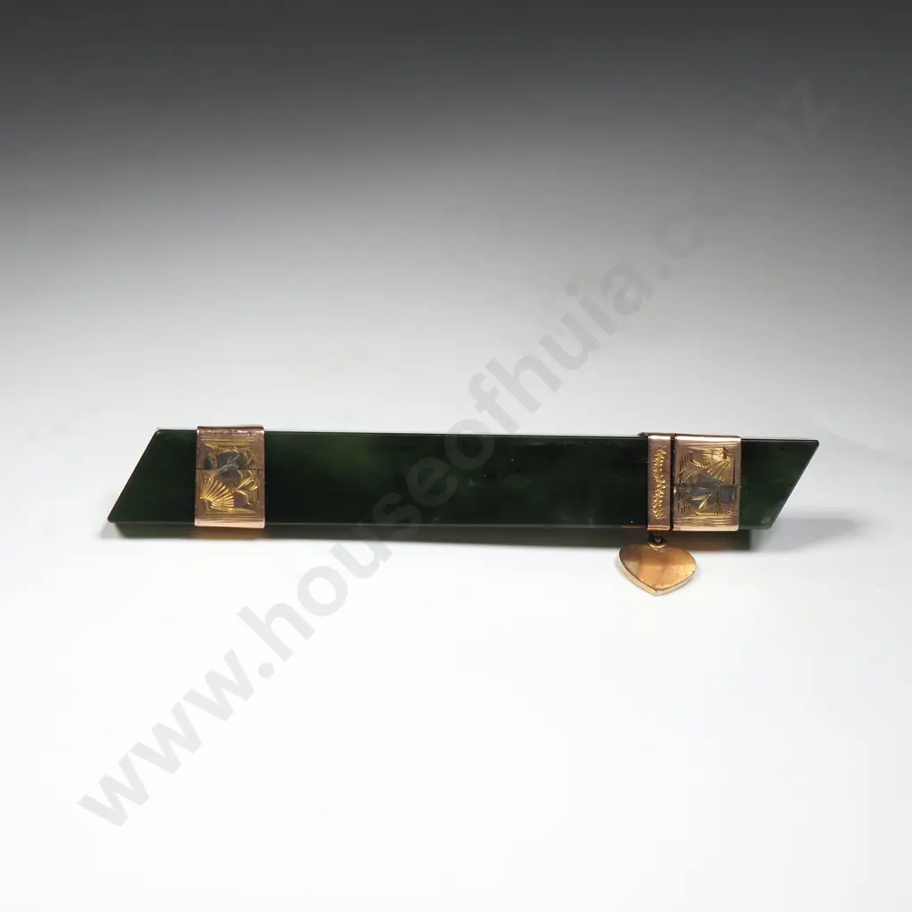 9ct Gold Greenstone Bar Brooch Image 1++