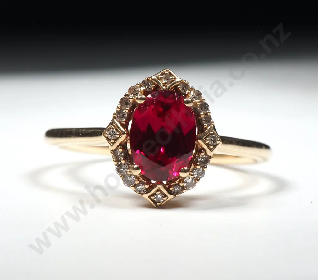 10ct Gold Red Gem Ring Image 1++