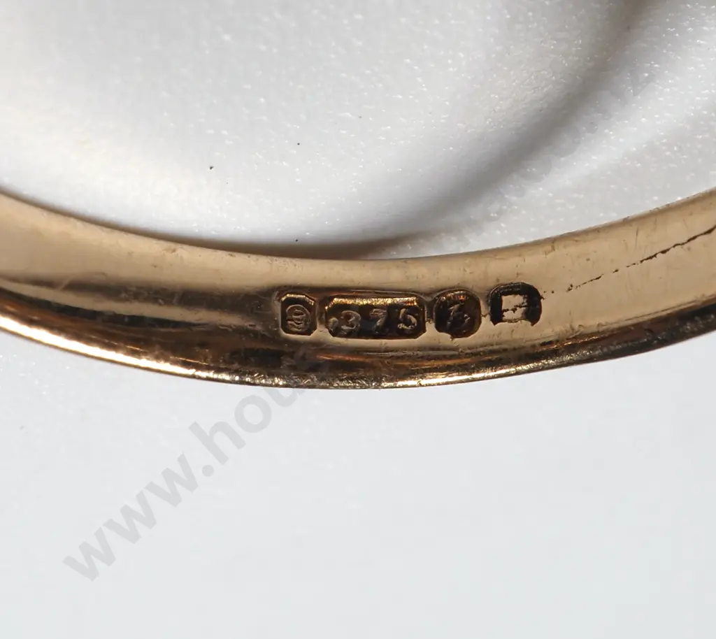 9ct Gold Amethyst Ring w English Hallmarks Image 1++