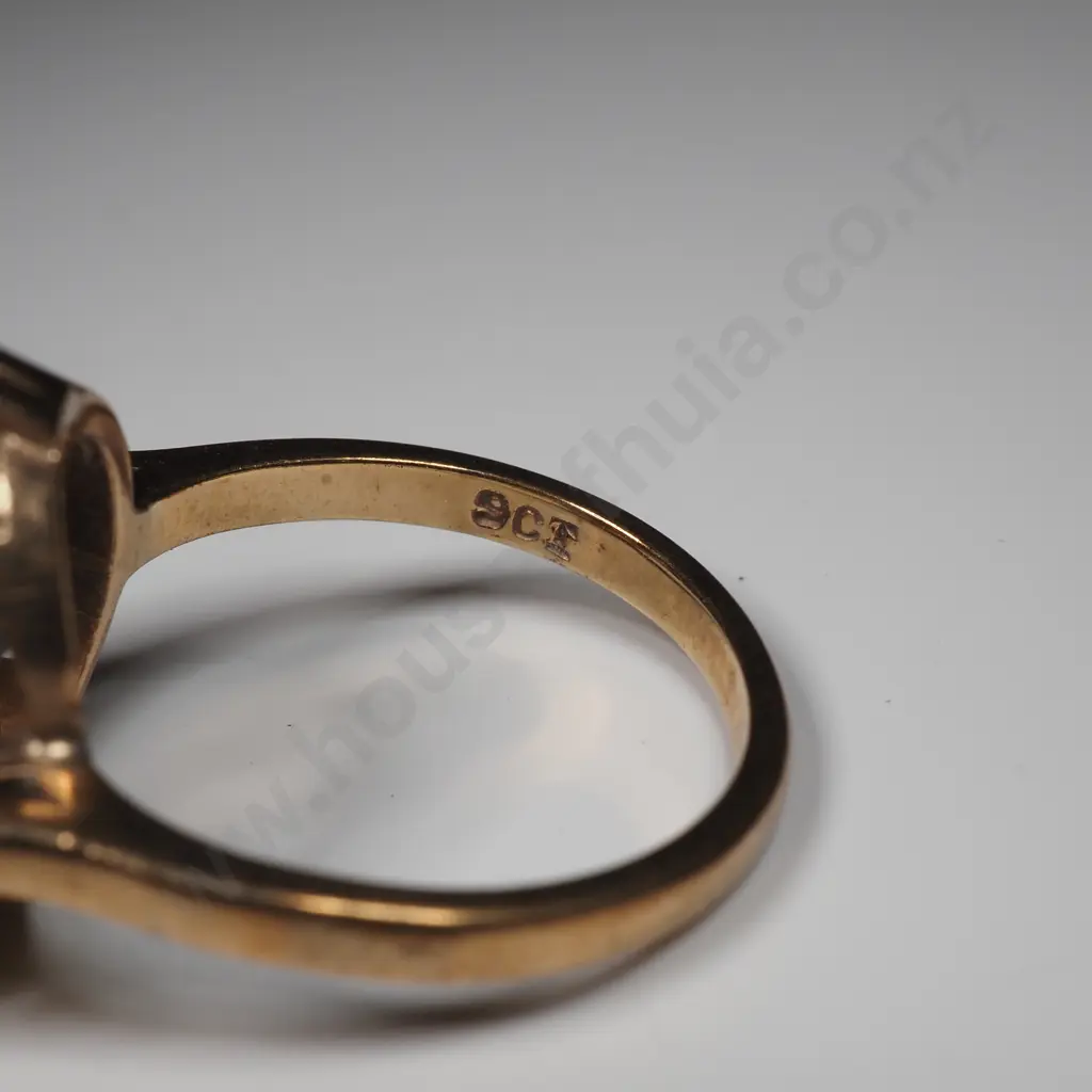 9ct Gold Brown Topaz Cocktail Ring Image 1++