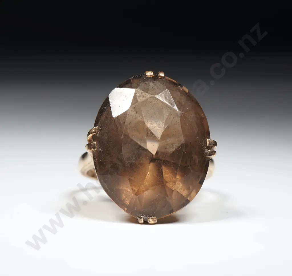 9ct Gold Brown Topaz Cocktail Ring Image 1++