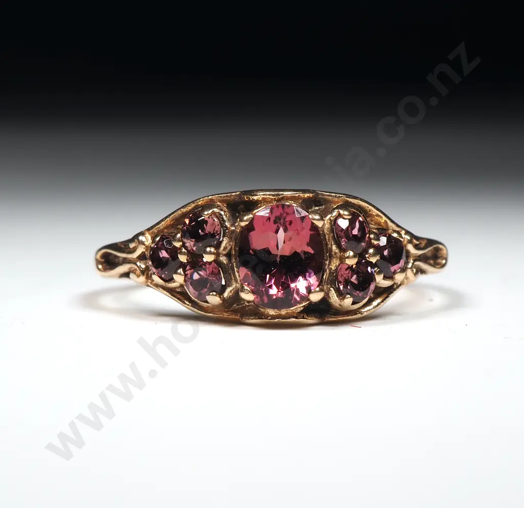 Vintage 9ct Gold Tourmaline Ring Image 1++