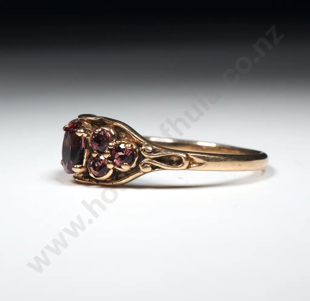 Vintage 9ct Gold Tourmaline Ring Image 1++