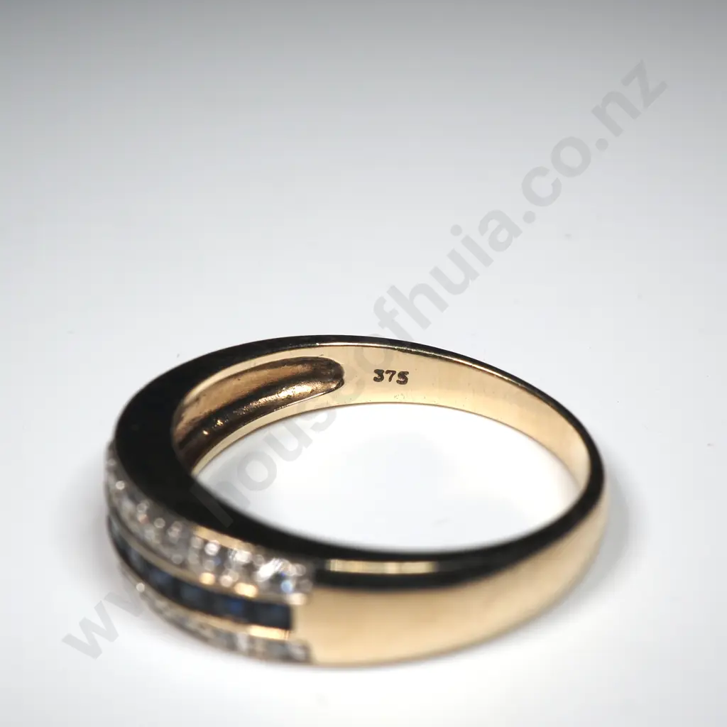 9ct Gold Diamond & Sapphire Ring Image 1++