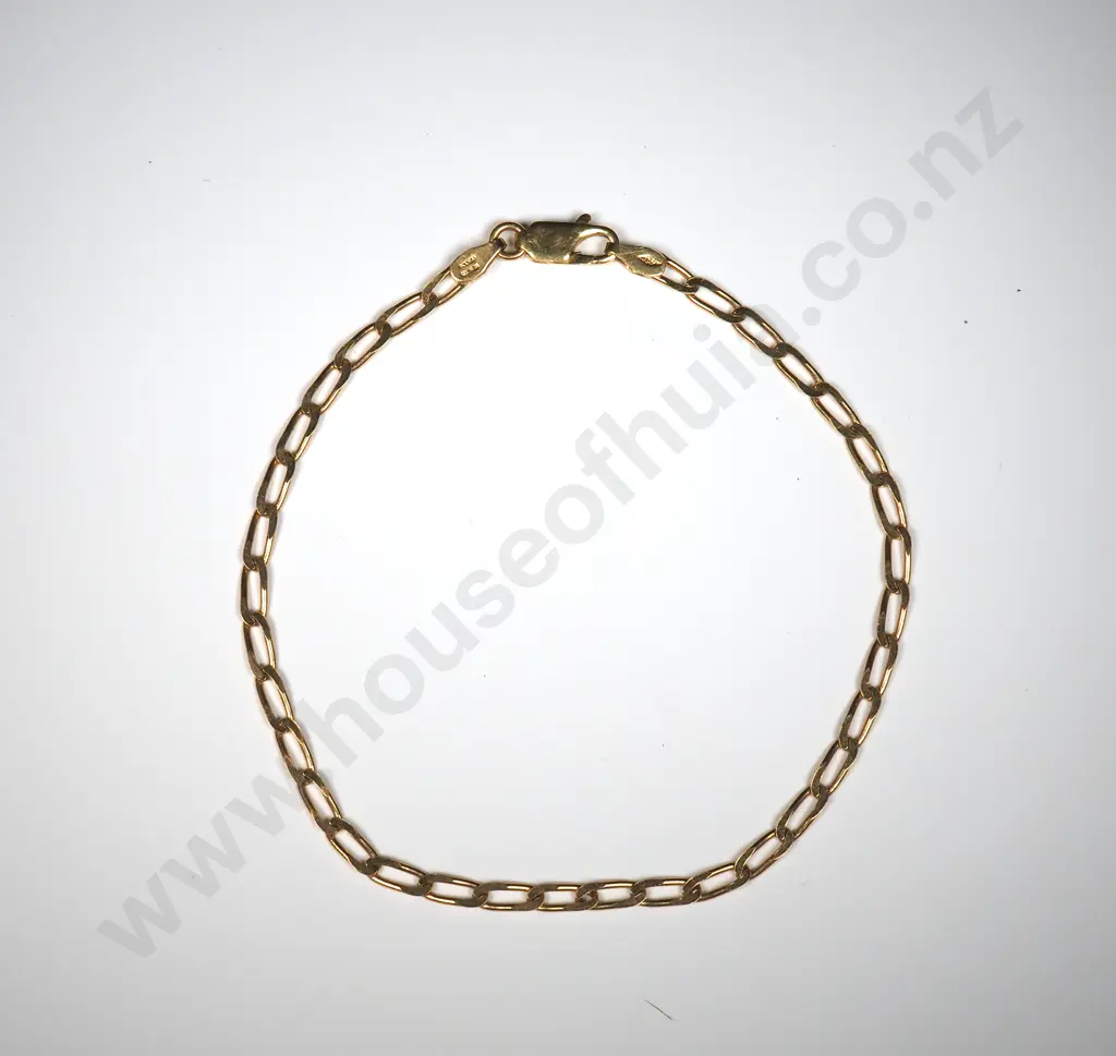 18ct Gold Figaro Bracelet Image 1++