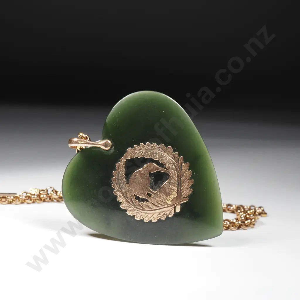 Colonial Greenstone Heart Kiwi Pendant on 9ct Gold Chain Image 1++