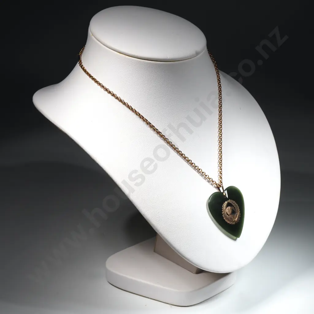 Colonial Greenstone Heart Kiwi Pendant on 9ct Gold Chain Image 1++