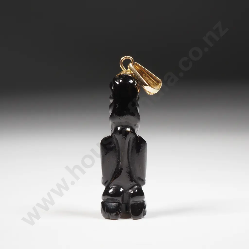 Carved Easter Island Head Carved in Black Coral w 9ct Gold Bail Image 1++