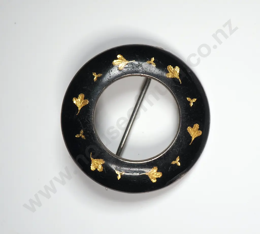 Sterling Silver Enamel Brooch w English Hallmarks Image 1++