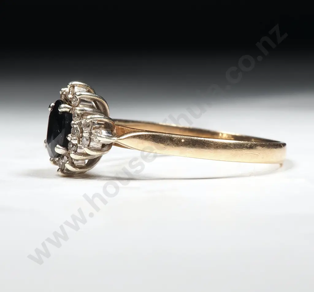Modern 9ct Gold Sapphire & Diamond Ring Image 1++