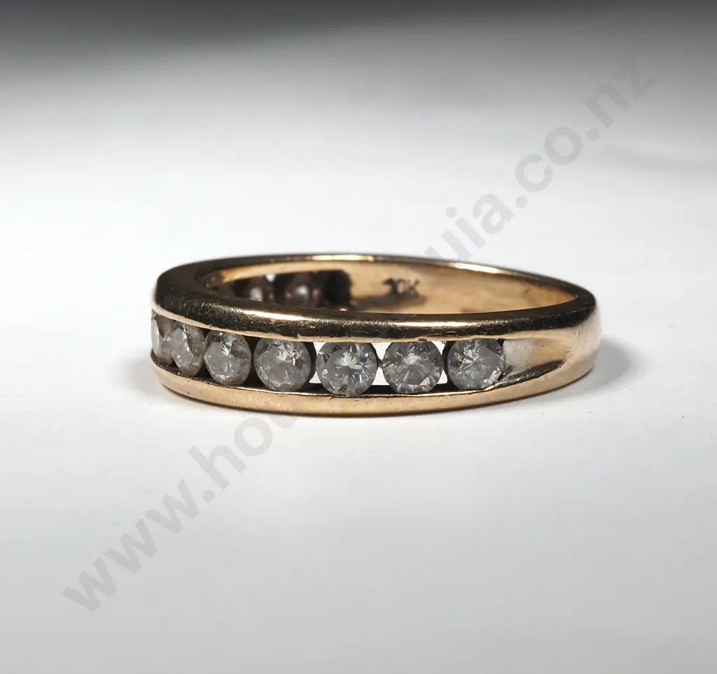 10ct Gold Diamond Ring Image 1++