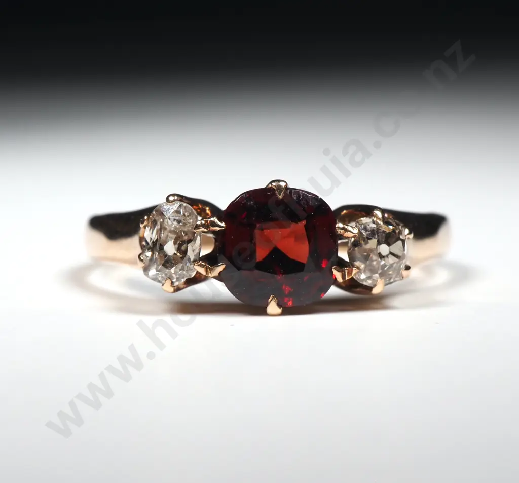 9ct Rose Gold Antique Garnet & Diamond Ring Image 1++