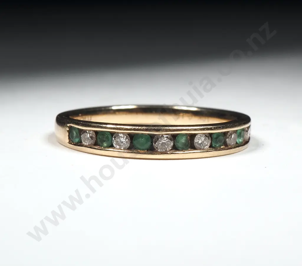 Modern 10ct Gold Emerald & Diamond Set Band Image 1++
