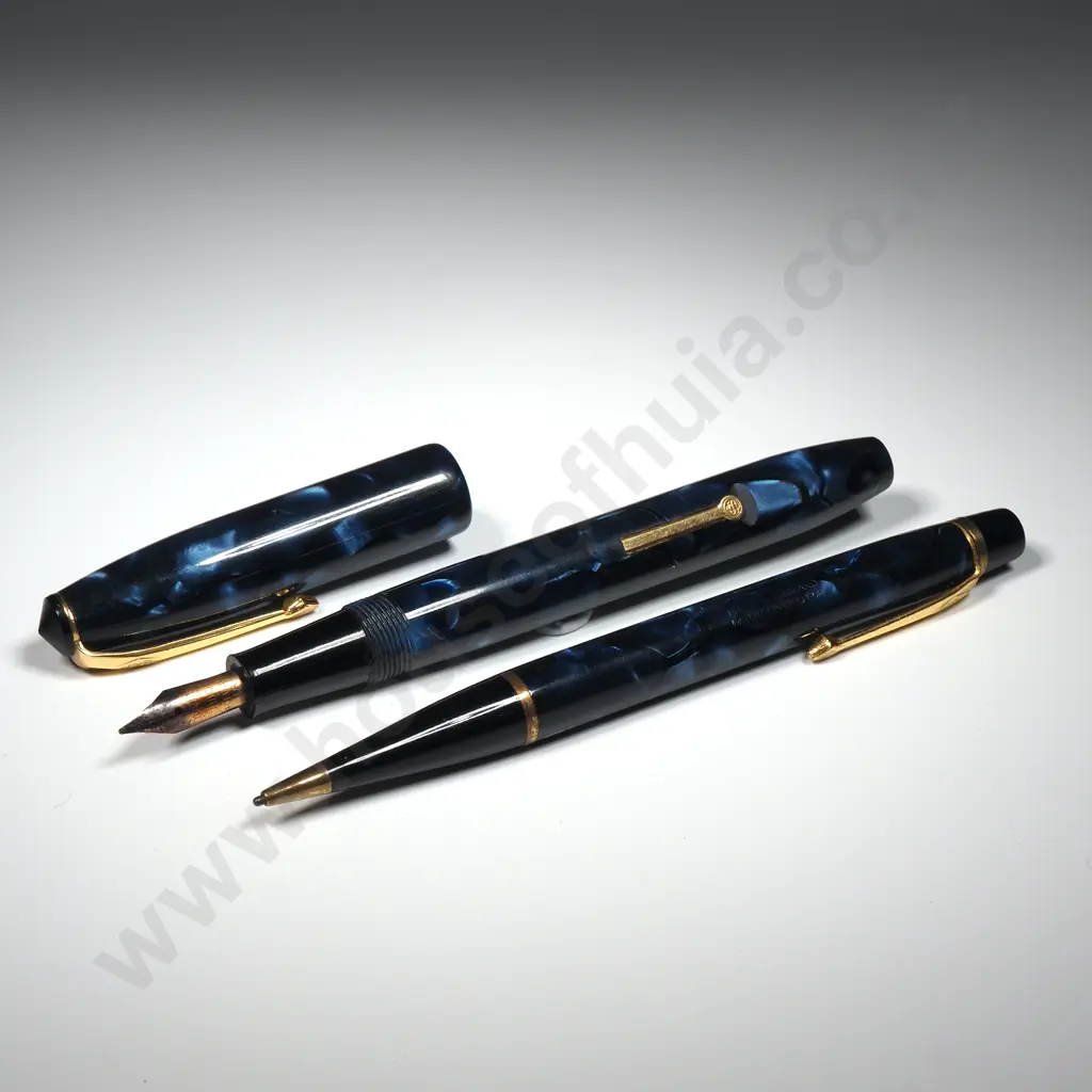 Cased Vintage Conway Stewart 14 Marbled Blue w Black Veins Fountain Pen & Matching Nippy 3 Pencil - 1952-63 Image 1++