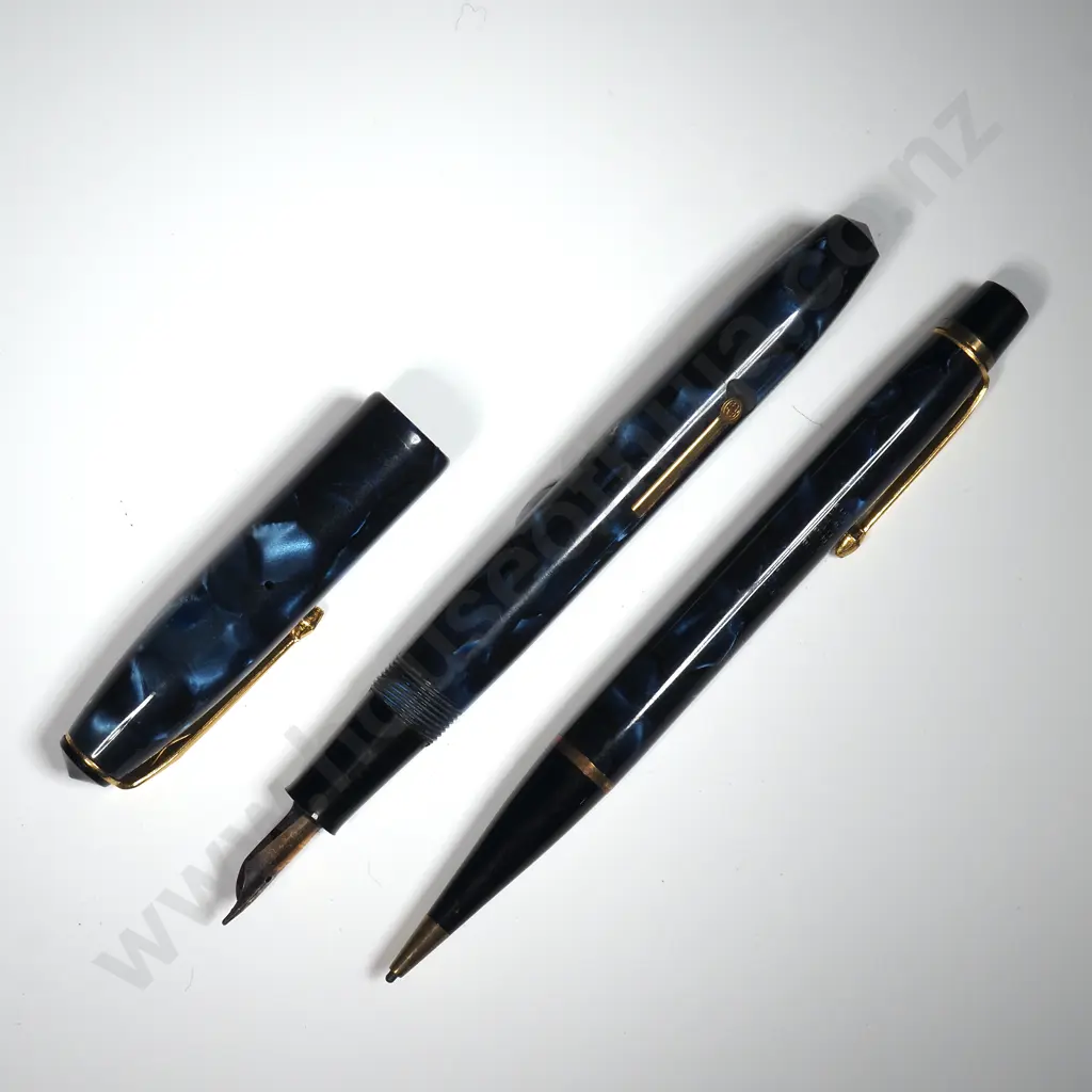 Cased Vintage Conway Stewart 14 Marbled Blue w Black Veins Fountain Pen & Matching Nippy 3 Pencil - 1952-63 Image 1++