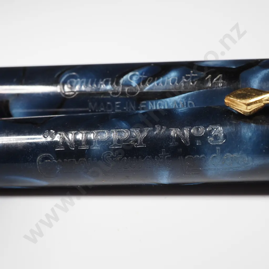 Cased Vintage Conway Stewart 14 Marbled Blue w Black Veins Fountain Pen & Matching Nippy 3 Pencil - 1952-63 Image 1++