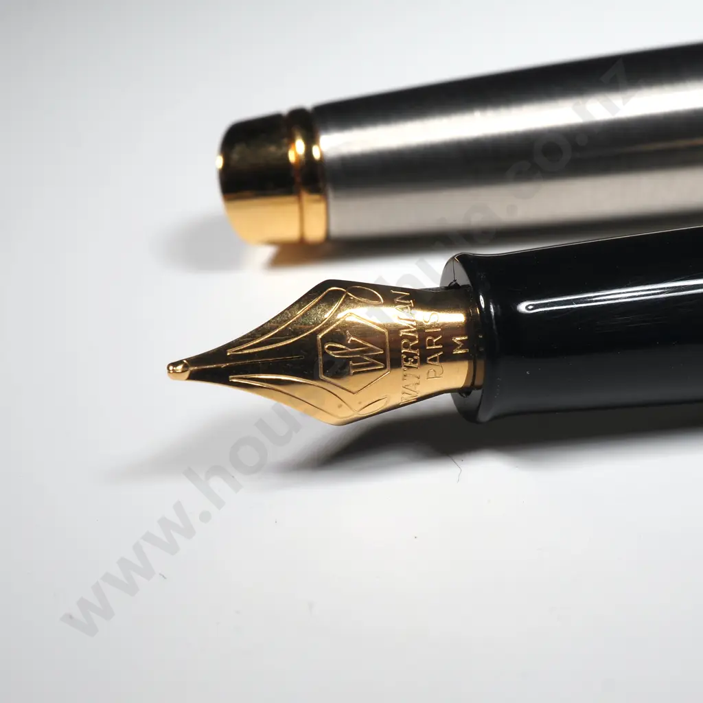 Cased Waterman Paris Brushed Stainless Steel & Gold Plate Fountain Pen Image 1++