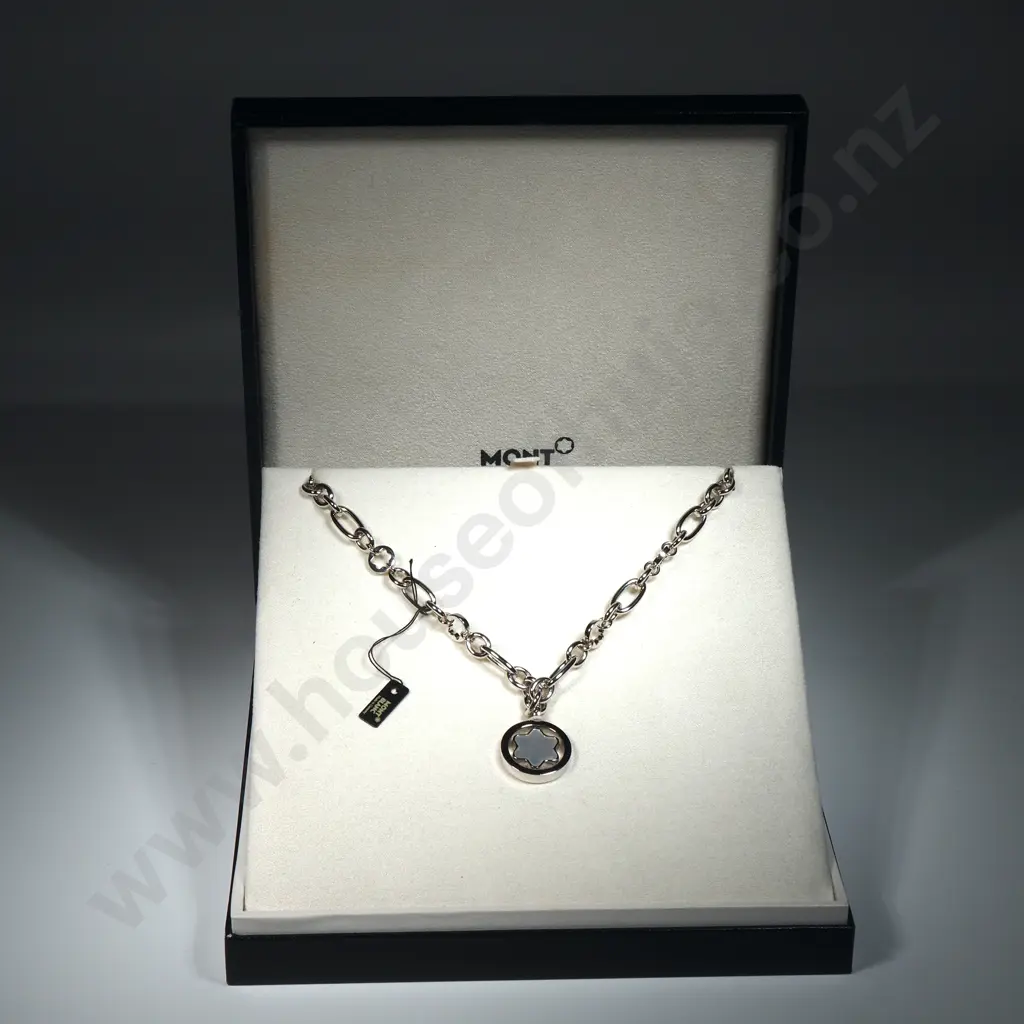 Cased Mont Blanc Sterling Silver Oval Star Chain Necklace w MOP Star Pendant 36644 w Booklet Image 1++