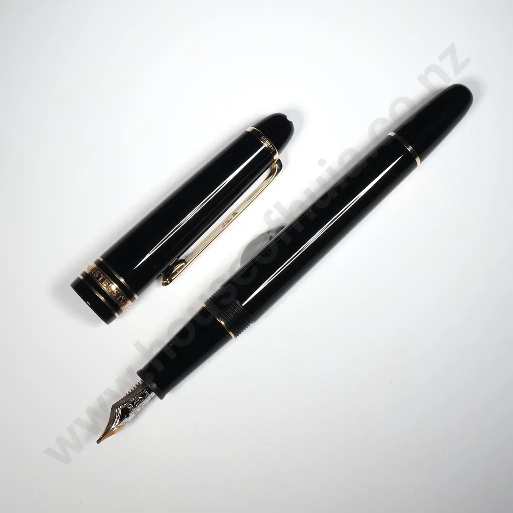 Cased Mont Blanc Tribute to Chopin Fountain Pen & CD - 1518 Image 1++