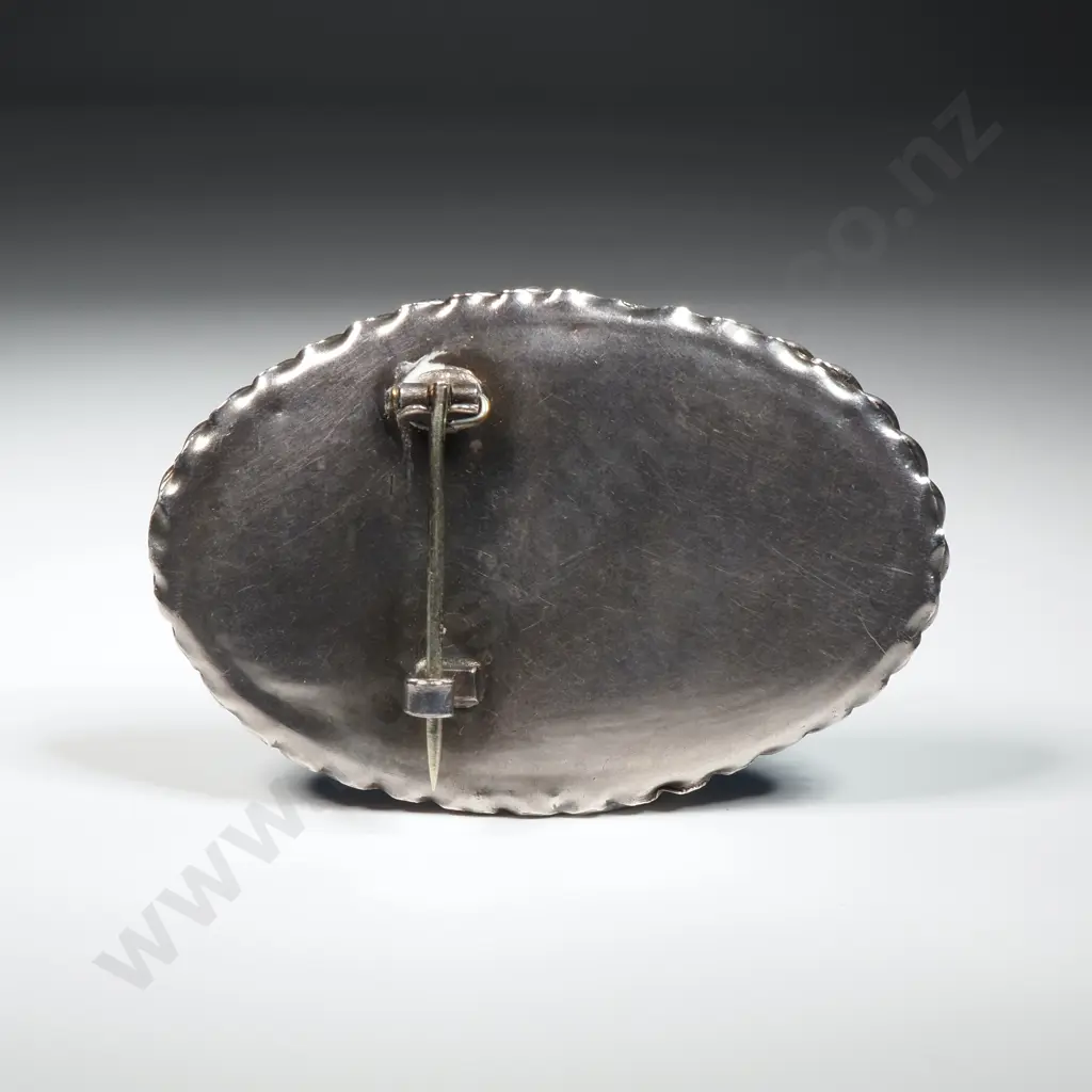 Fine Ruskin Pottery Pewter Brooch Image 1++