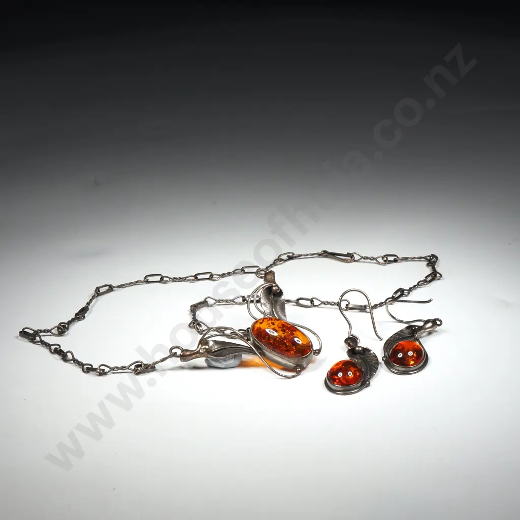 Vintage Sterling Silver Amber Set Necklace & Earrings Image 1++
