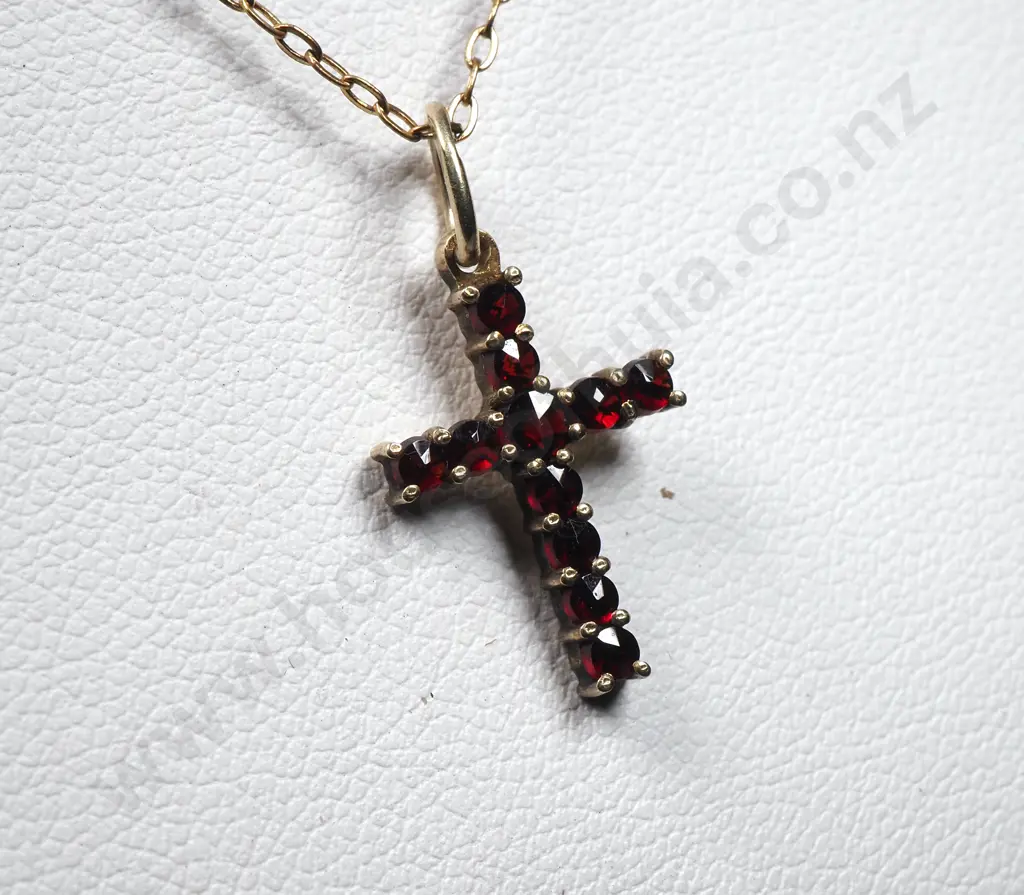 Vintage Gilt Garnet Set Cross & Chain Image 1++