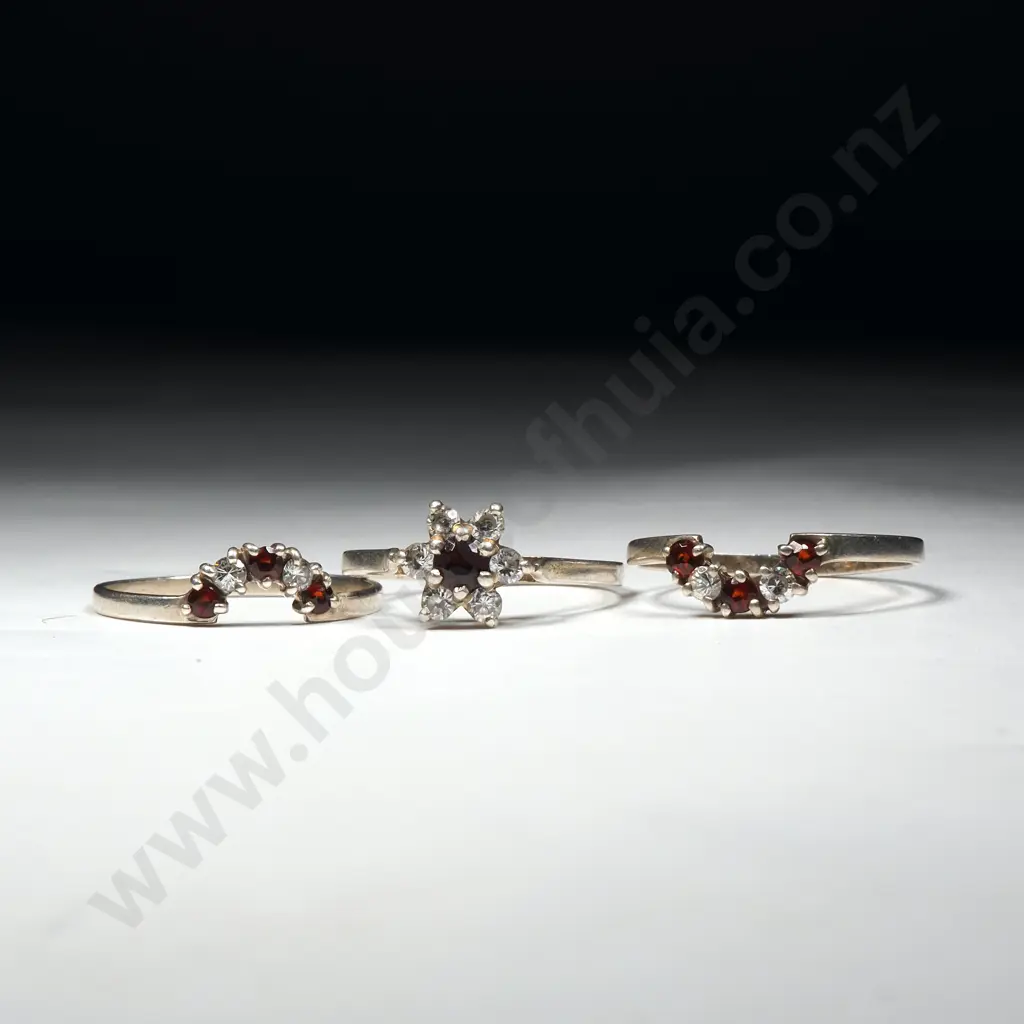 Sterling Silver Garnet Three Ring Set Image 1++