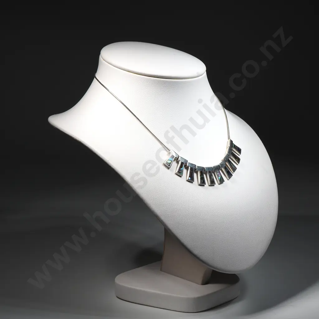 Modern New Zealand Sterling Silver Paua Shell Necklace Image 1++