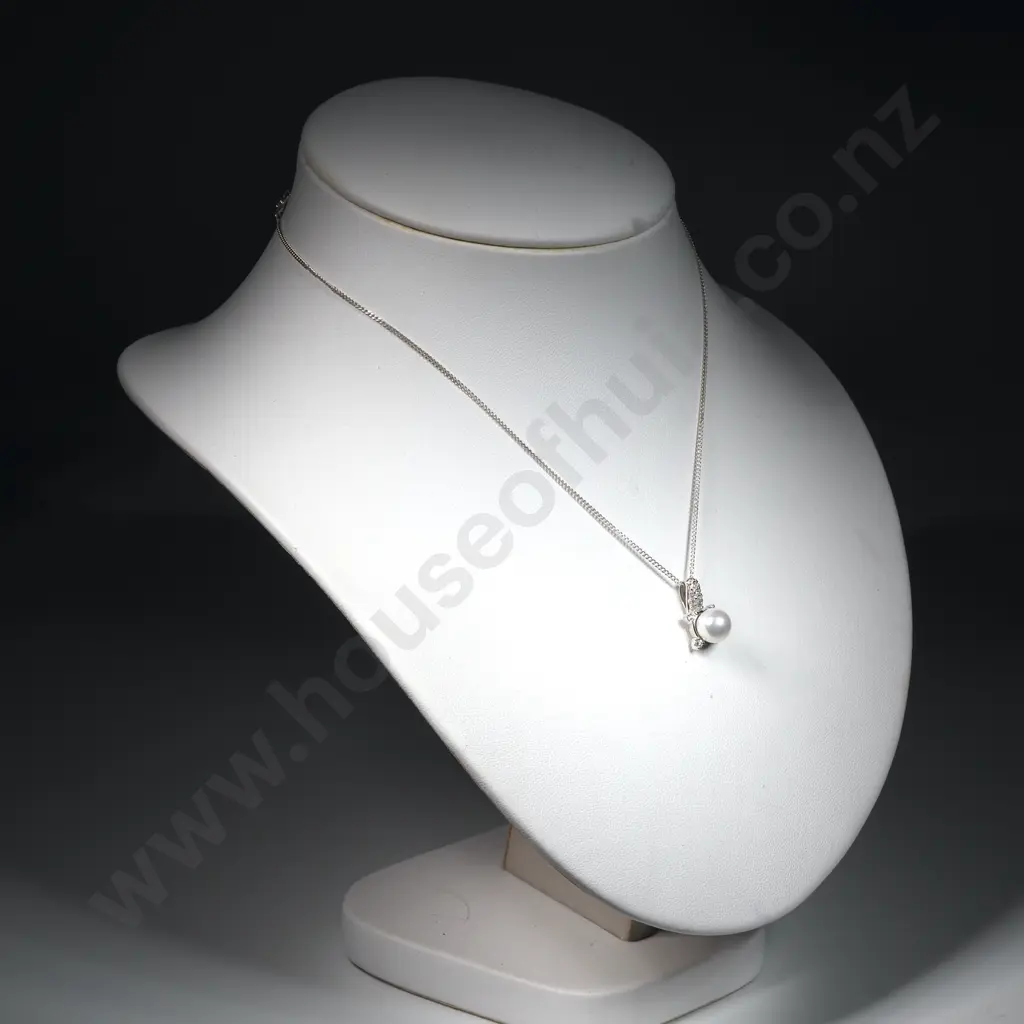 Sterling Silver & Pearl Pendant Image 1++