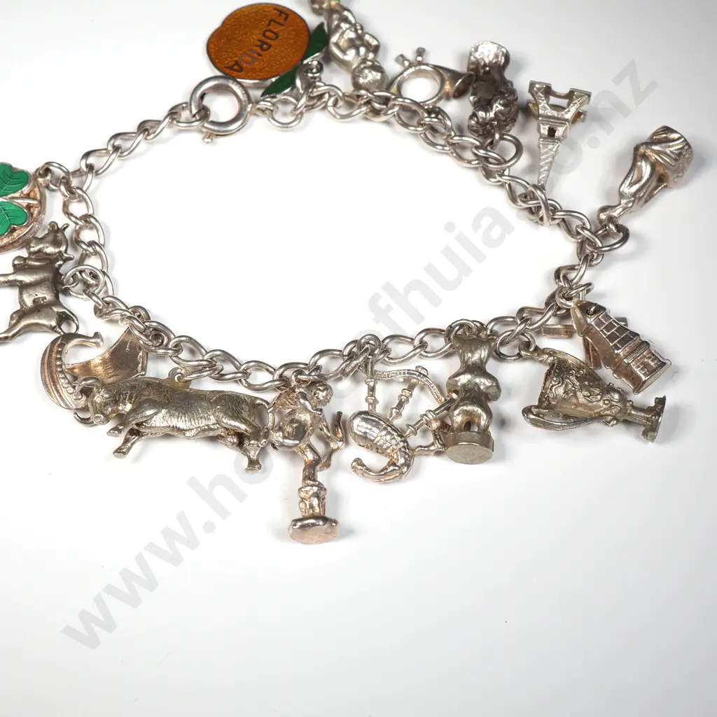 Sterling Silver Charm Bracelet w 15 Charms Image 1++