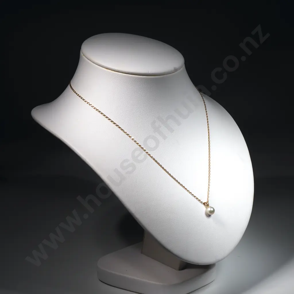 9ct Gold Chain w Single Pearl Image 1++