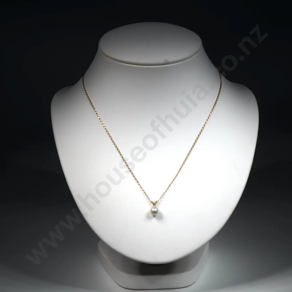 9ct Gold Chain w Single Pearl Image 1++