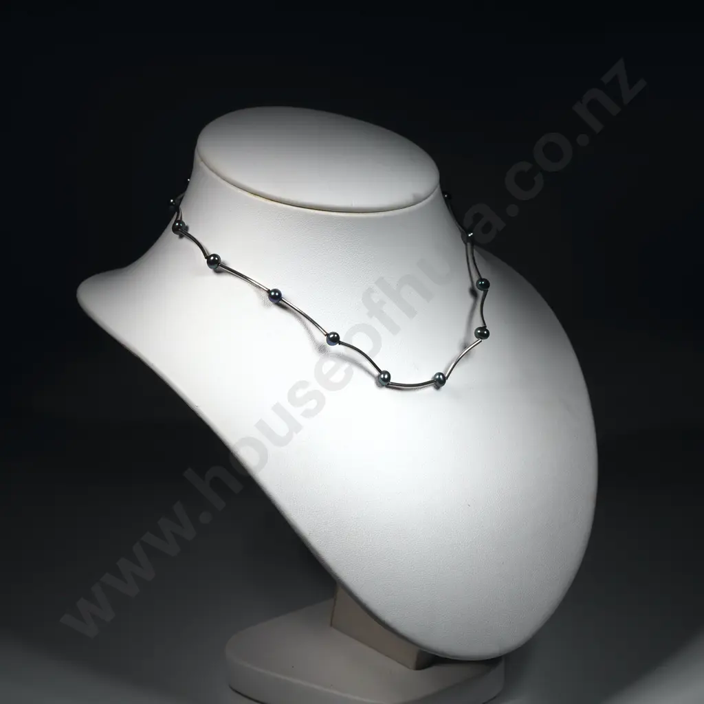 Sterling Silver Faux Black Pearl & Bar Cholker Length Necklace Image 1++