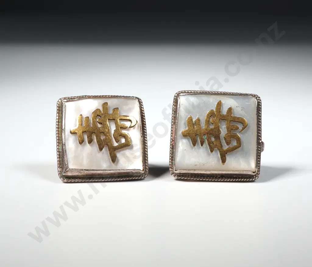 Sterling Silver Hong Kong Earrings Image 1++