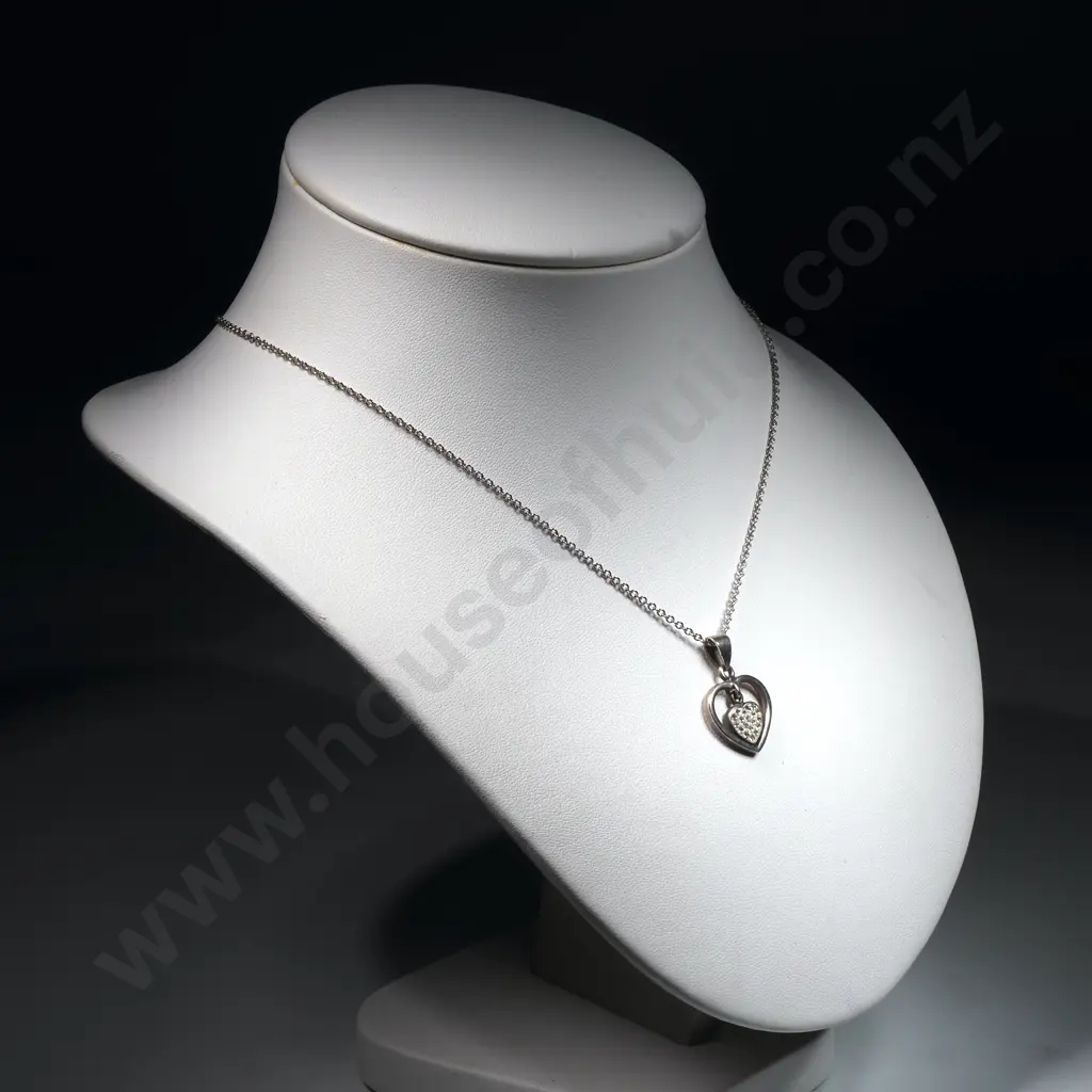 Sterling Silver Stone Set Heart Pendant & Chain Image 1++