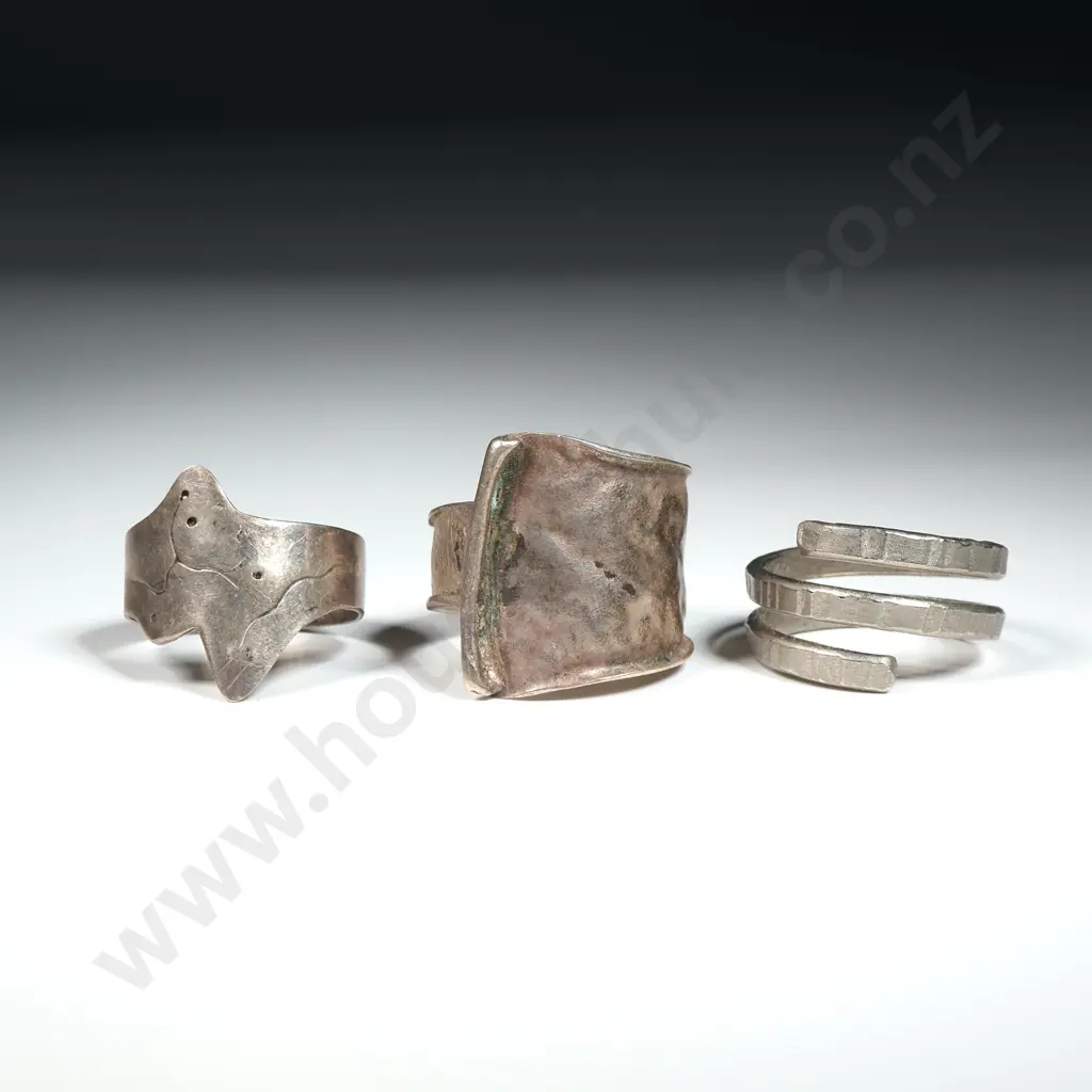 Three Sterling Silver Rings Image 1++