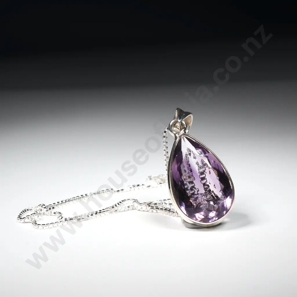 Sterling Silver Amethyst on Sterling silver Chain - As New Image 1++