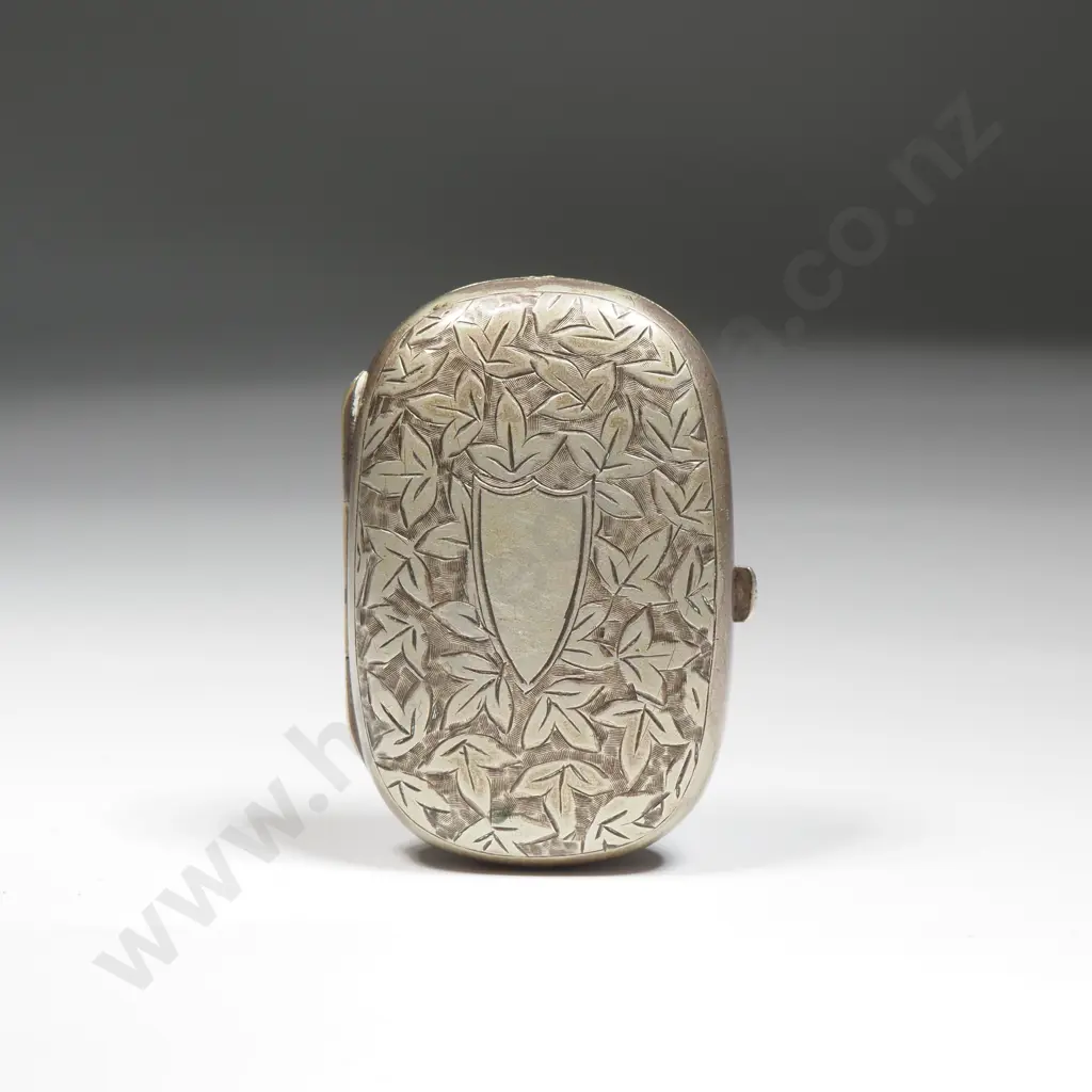 Intricate Three Compartment S/P Sovereign Case Image 1++