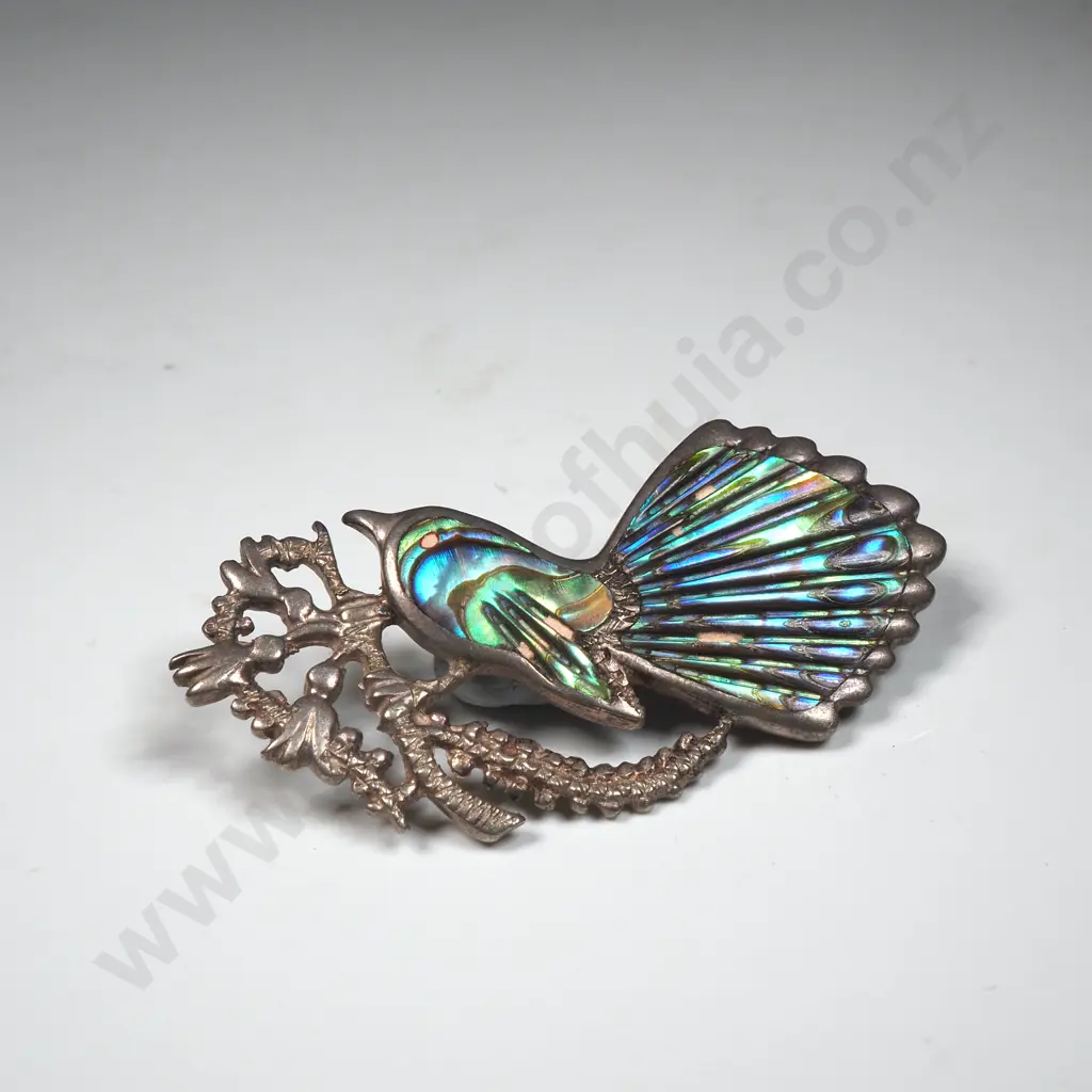 Vintage Sterling Silver New Zealand & Paua Fantail Brooch Image 1++