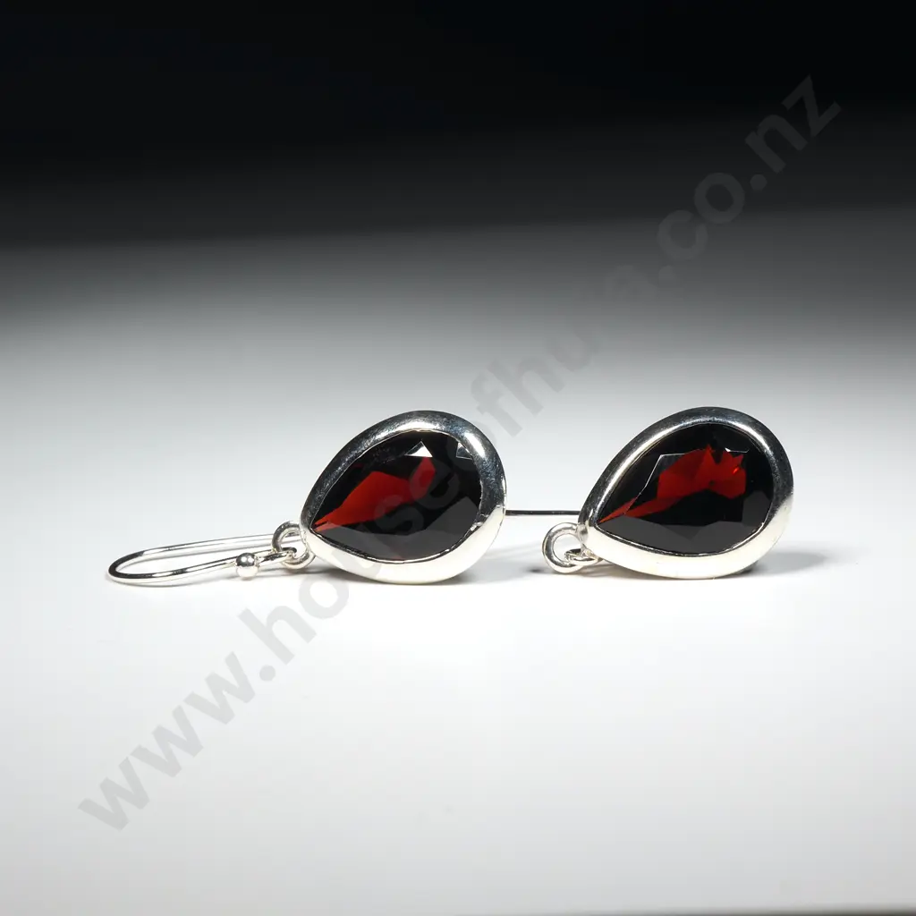 Sterling Silver Garnet Earrings - As New Image 1++