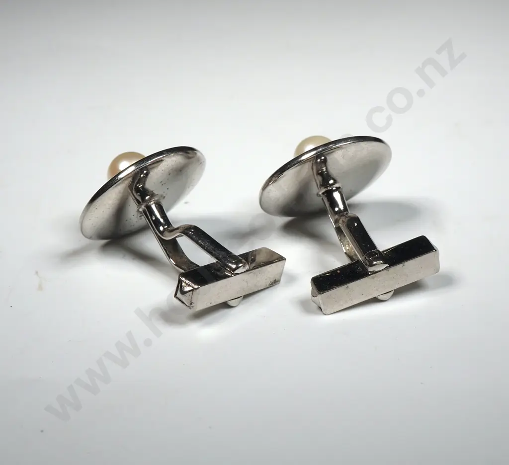 Modern Sterling Silver Cultured Pearl & MOP Cufflinks Image 1++