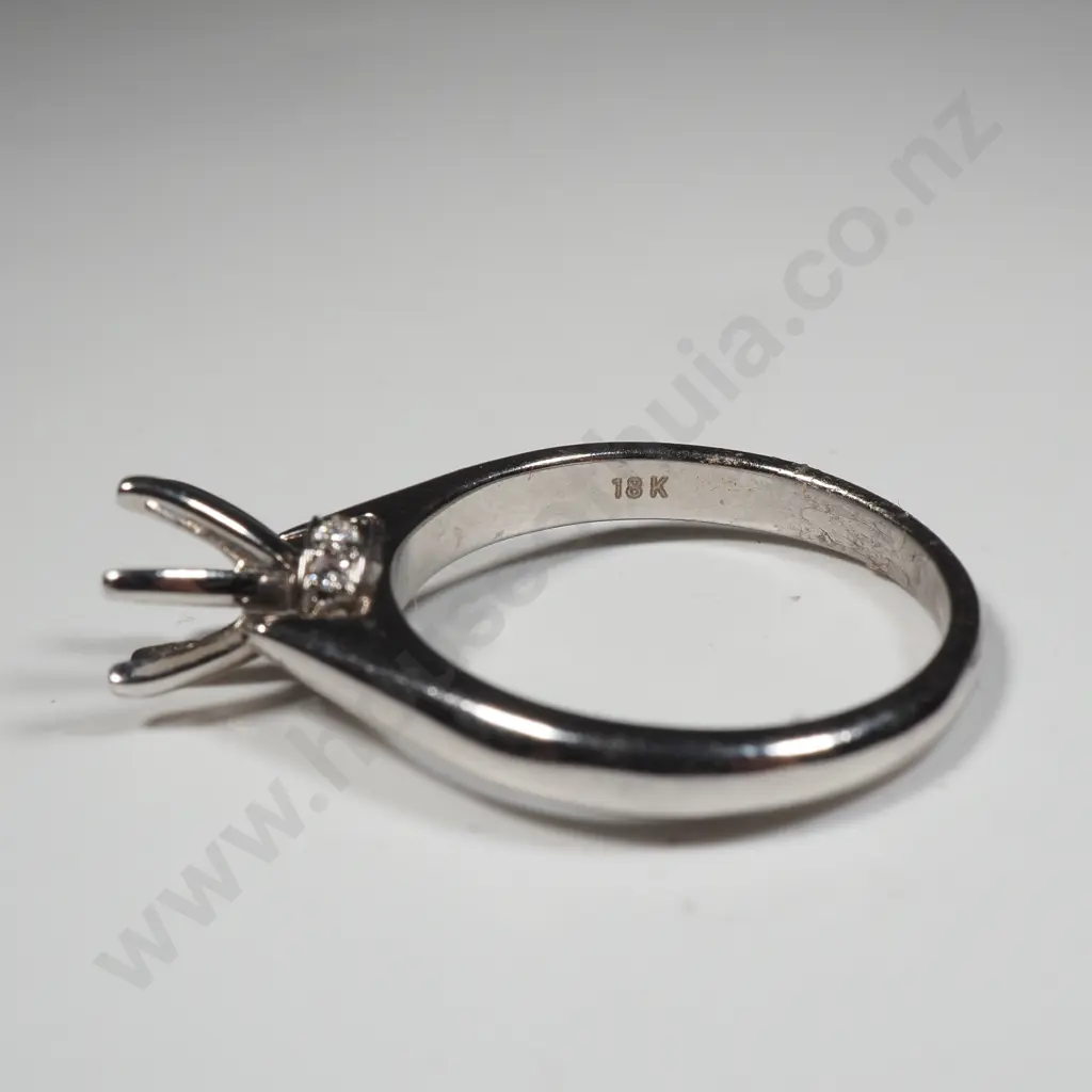 18ct White Gold Diamond Solitaire Mount Image 1++