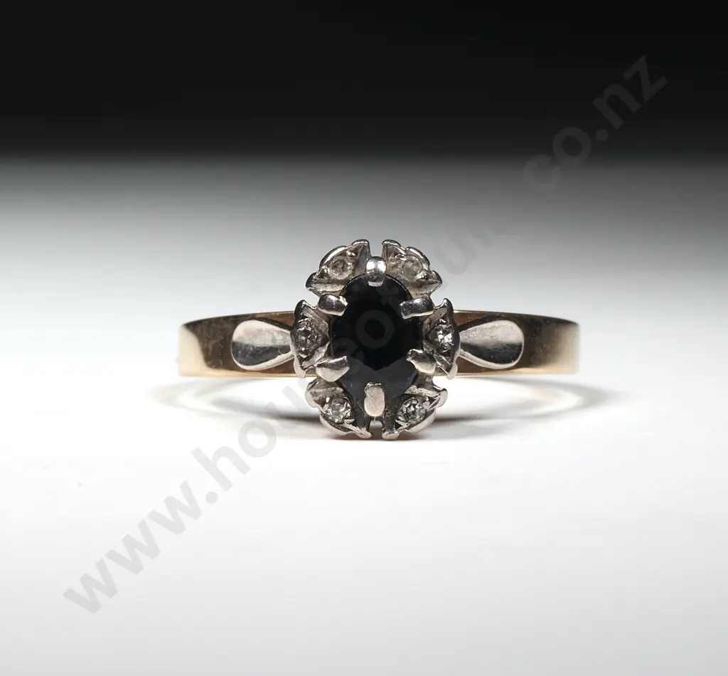 9ct Gold Sapphire Ring Image 1++
