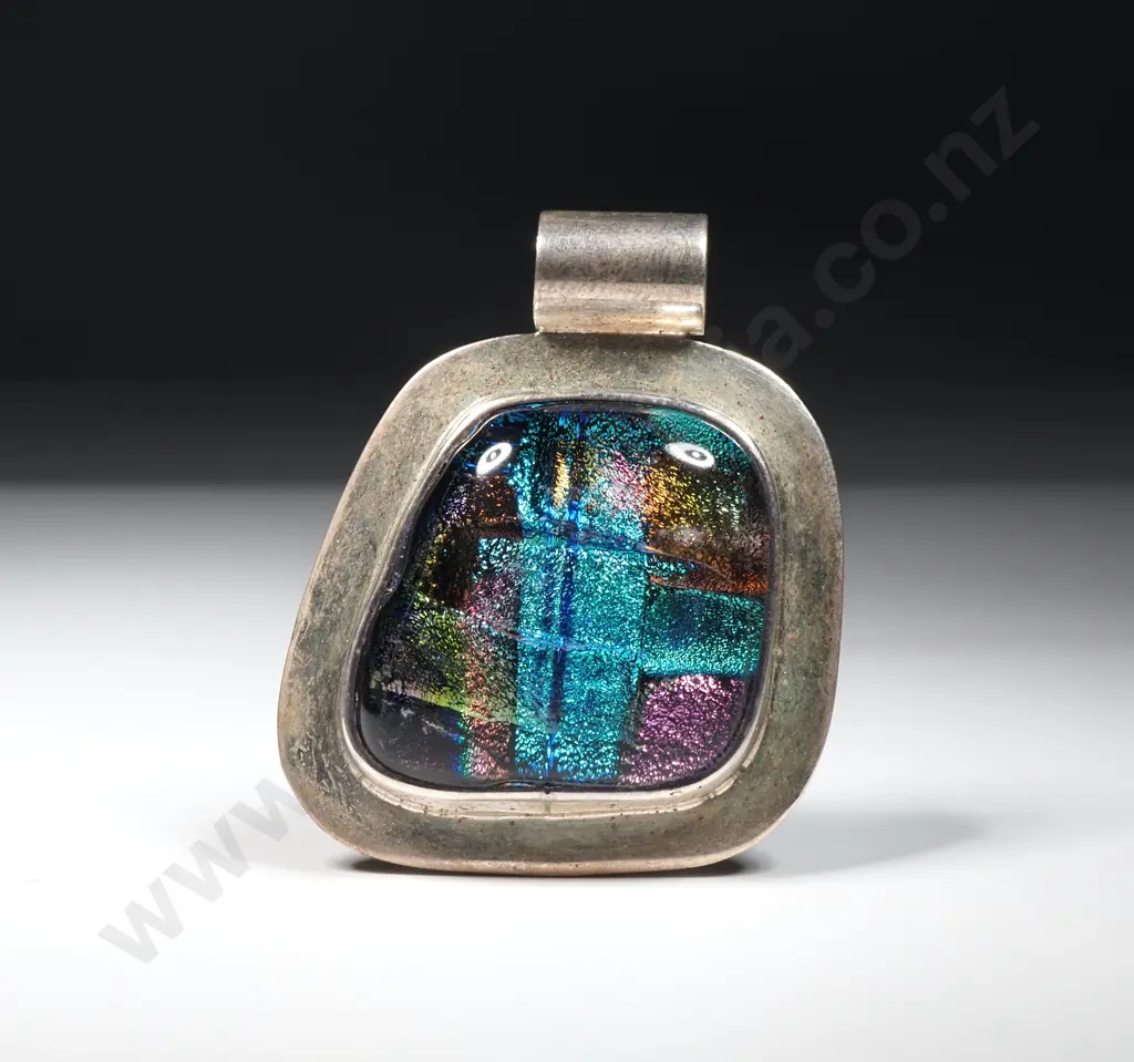 Sterling Silver & Coloured Glass Pendant Image 1++