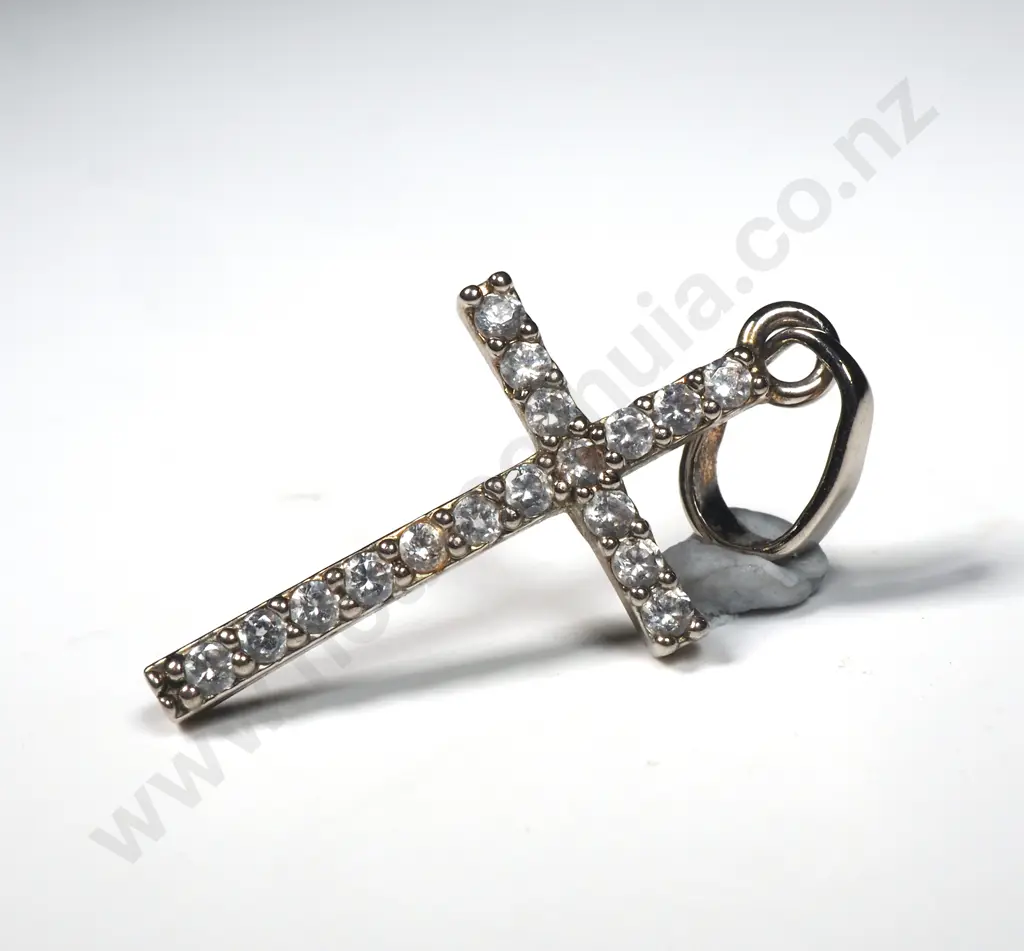 Sterling Silver Cross Pendant Image 1++