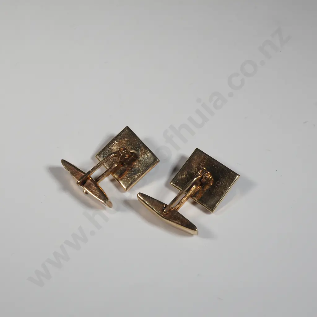 9ct Gold Cufflinks w Onyx Panels Image 1++