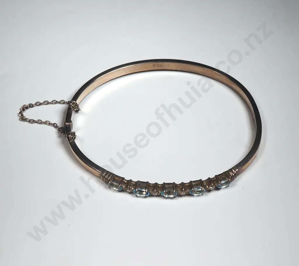 Modern Sterling Silver Stone Set Snap Bangle Image 1++