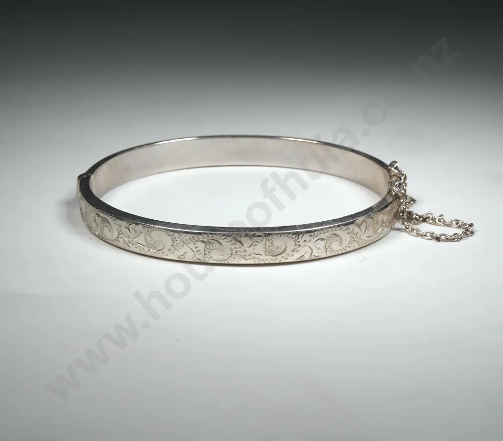 Modern Sterling SIlver Snap Bangle Image 1++